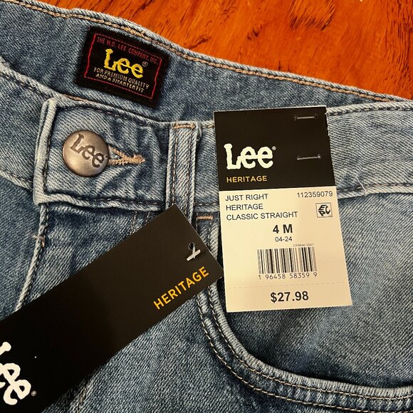 *BRAND NEW* Woman's Heritage Lee jeans size 4 M - Picture 1 of 8